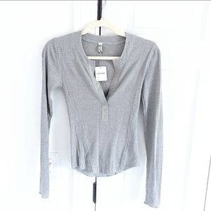 NWT Free People waffle knit henley in light grey